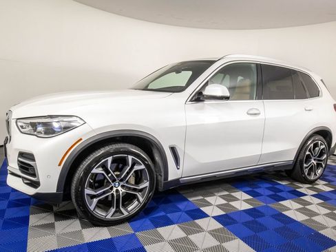 Used 2022 BMW X5 xDrive40i w/ Executive Package AWD/4WD image 1