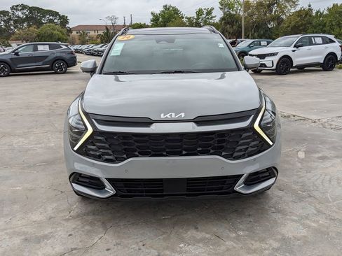 Certified 2024 Kia Sportage SX image 3