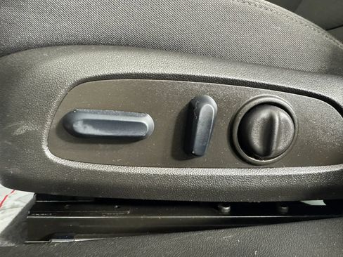 Used 2023 Chevrolet Malibu LS FWD image 31