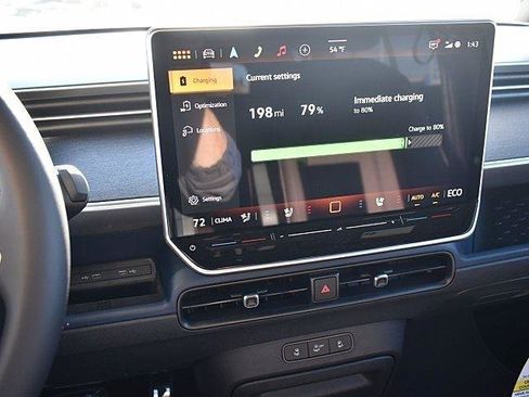 New 2025 Volkswagen ID. Buzz Pro S image 13