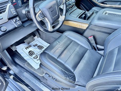 Used 2019 GMC Yukon Denali w/ Denali Ultimate Package RWD image 27