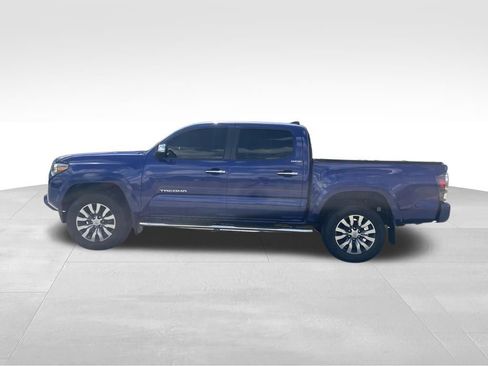 Used 2022 Toyota Tacoma Limited RWD image 8