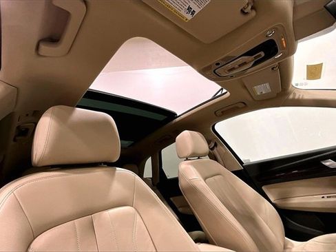 Used 2018 Audi Q5 2.0T Premium Plus w/ Premium Plus Package image 16