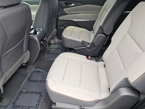 New 2026 Chevrolet Traverse LT w/ Driver Confidence Package FWD image 19