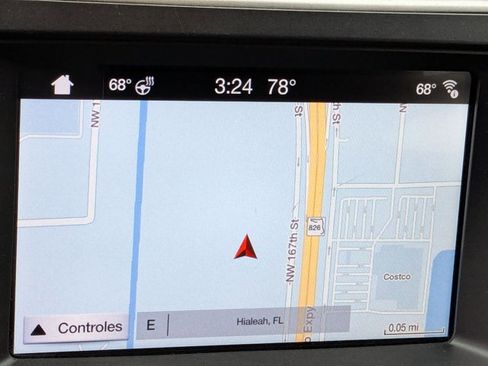 Used 2019 Ford Explorer XLT w/ Equipment Group 202A image 9