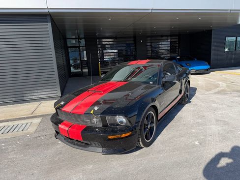 Used 2008 Ford Mustang GT Premium RWD image 2
