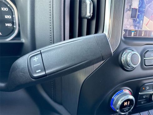 Used 2022 GMC Sierra 2500 Denali w/ Denali Ultimate Package image 20
