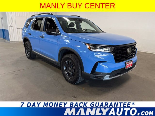 Used 2024 Honda Pilot TrailSport image 1