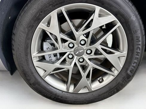 Used 2023 Genesis GV70 2.5T w/ Advanced Package image 30