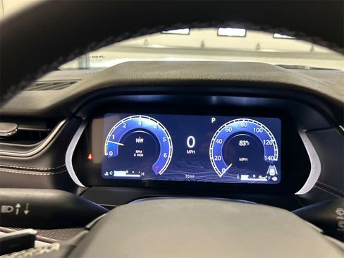 New 2025 Jeep Grand Cherokee L Altitude image 21