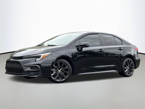 Used 2023 Toyota Corolla SE FWD image 1