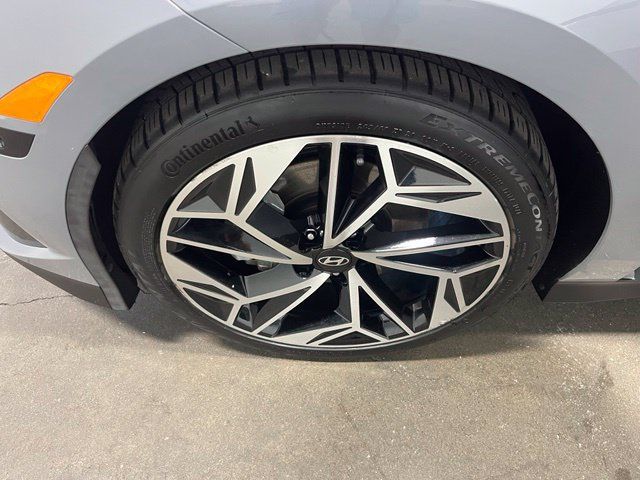 Used 2023 Hyundai Ioniq 6 Limited RWD image 31