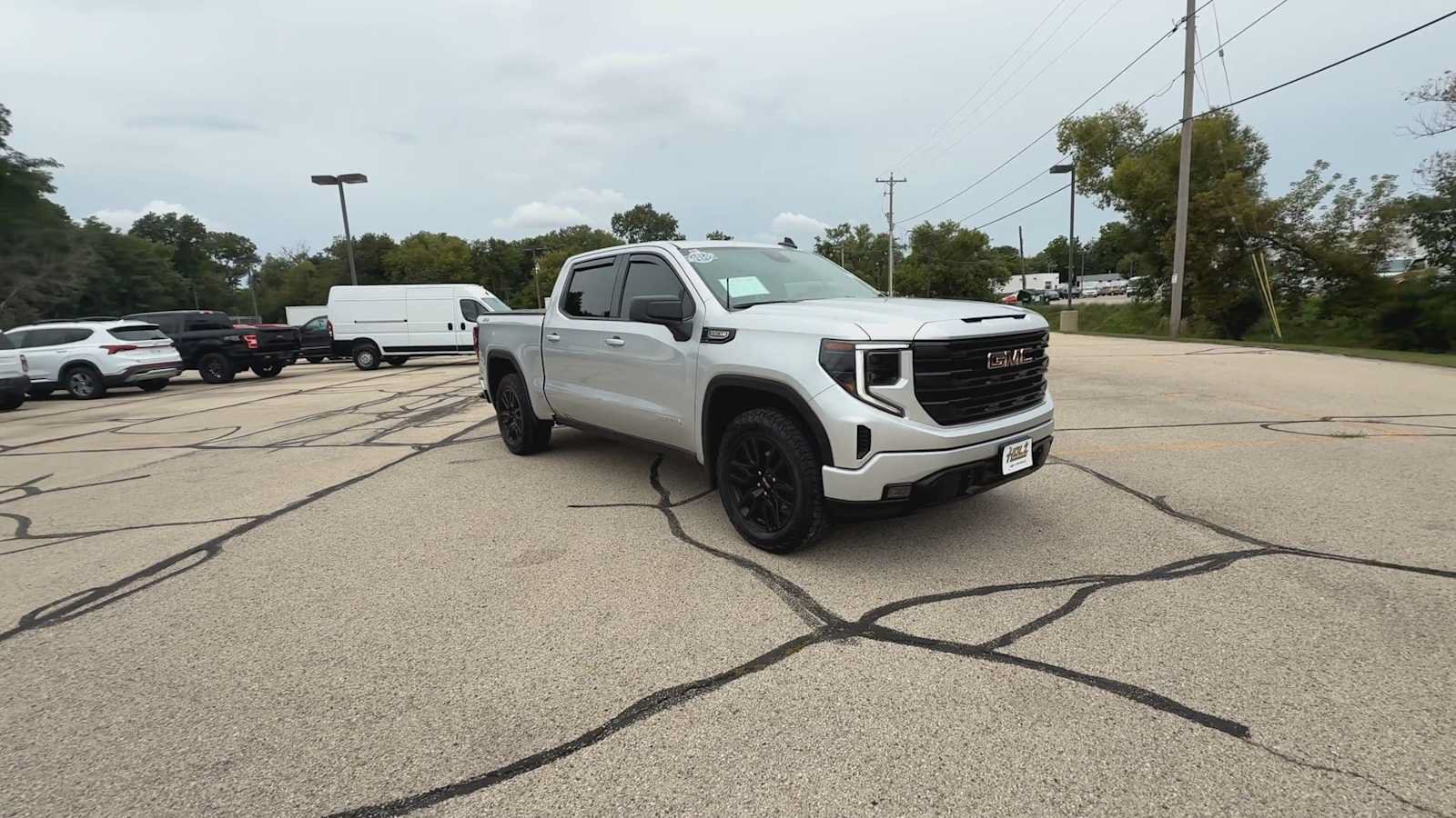 Certified 2022 GMC Sierra 1500 Elevation AWD/4WD image 2