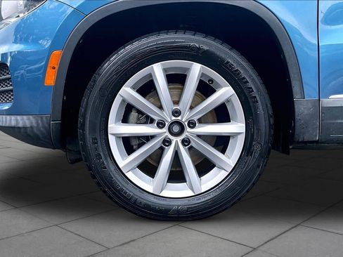 Used 2017 Volkswagen Tiguan Wolfsburg Edition FWD image 11