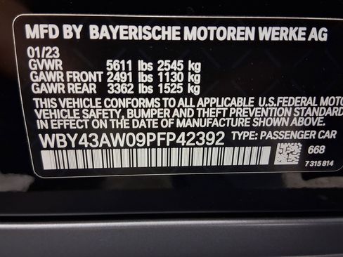 Certified 2023 BMW i4 eDrive35 w/ Premium Package image 20