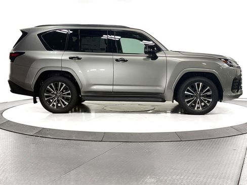 New 2025 Lexus LX 600 4WD w/ Premium Package image 14