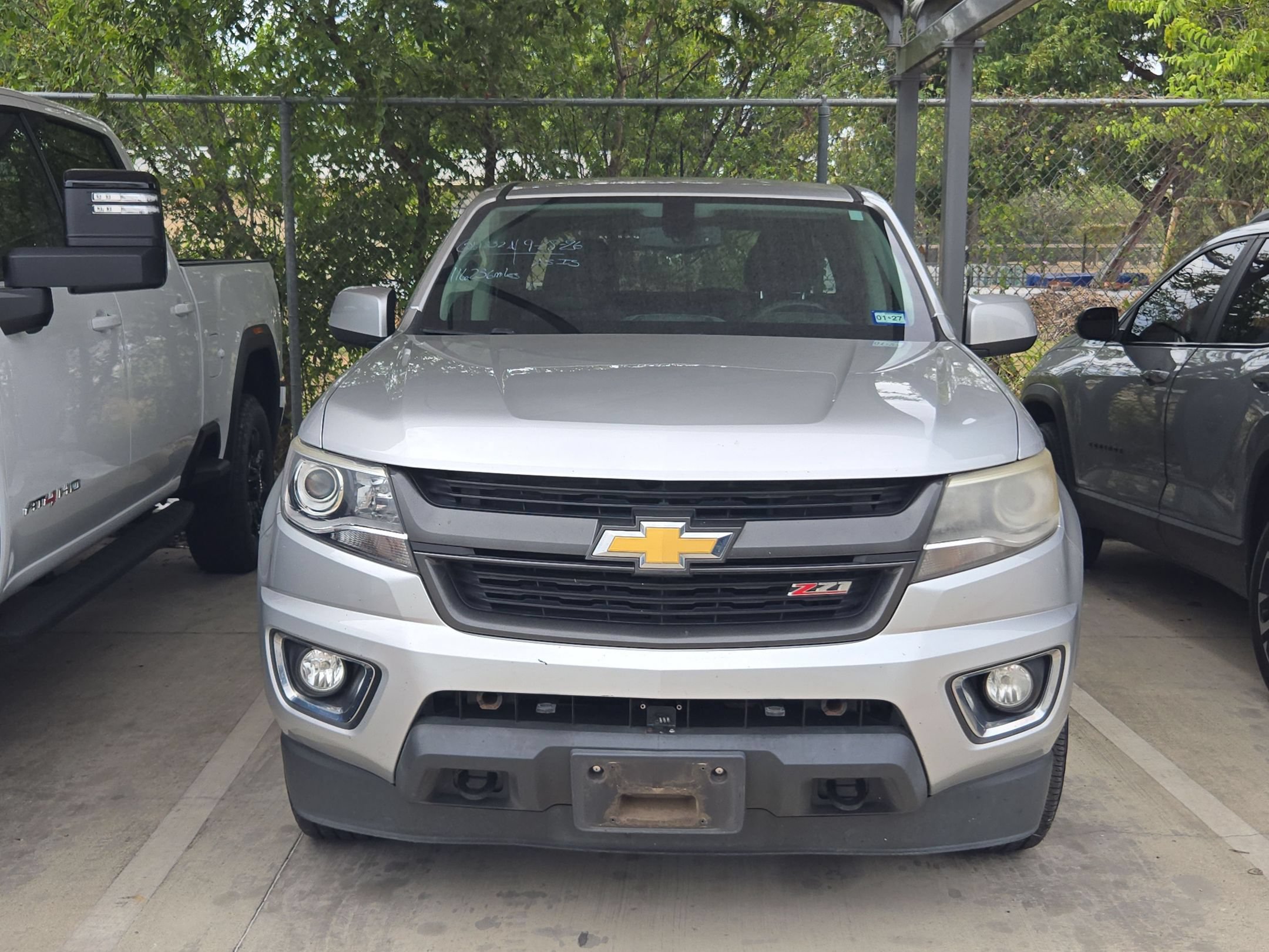 Used 2015 Chevrolet Colorado Z71 AWD/4WD image 2