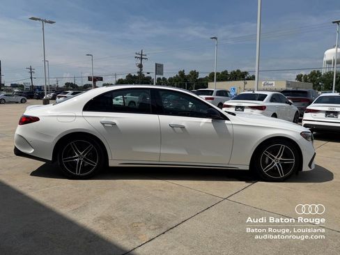 Used 2024 Mercedes-Benz E 350 4MATIC Sedan image 4