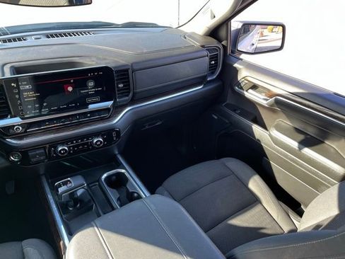 Used 2024 GMC Sierra 1500 Elevation w/ Preferred Package AWD/4WD image 24