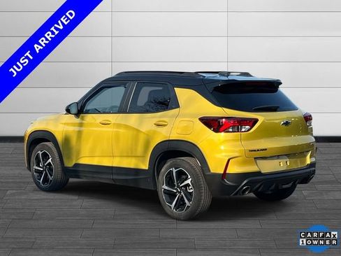 Used 2023 Chevrolet TrailBlazer RS w/ Sun and Liftgate Package FWD image 5