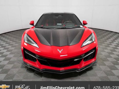 Used 2024 Chevrolet Corvette Z06 w/ Chrome Exterior Badge Package RWD image 31