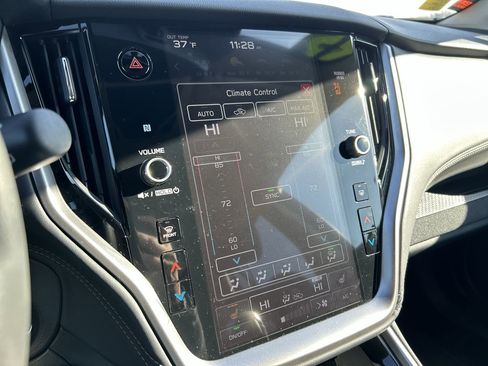 Used 2025 Subaru Outback Premium w/ Popular Package #1A image 28