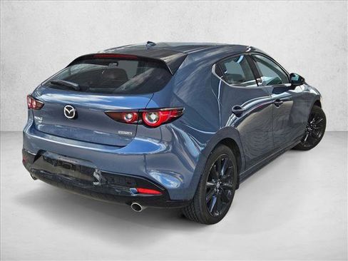 Used 2022 MAZDA MAZDA3 s image 6