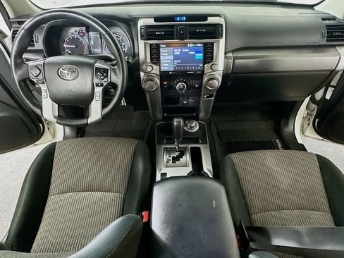 Used 2020 Toyota 4Runner SR5 AWD/4WD image 16