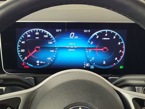 Used 2021 Mercedes-Benz GLB 250 4MATIC w/ Premium Package image 15