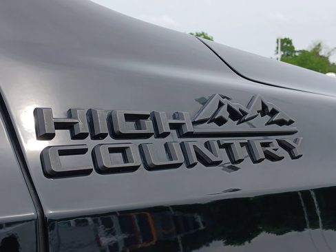 Certified 2021 Chevrolet Tahoe High Country w/ Premium Package RWD image 33