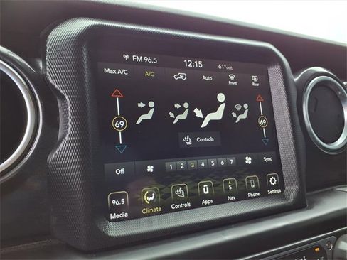 Used 2021 Jeep Wrangler Unlimited Sahara image 48