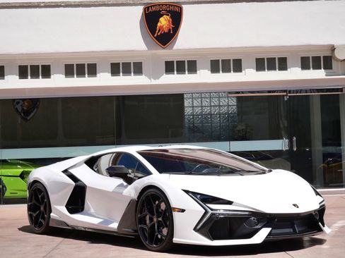 Used 2024 Lamborghini Revuelto AWD/4WD image 1