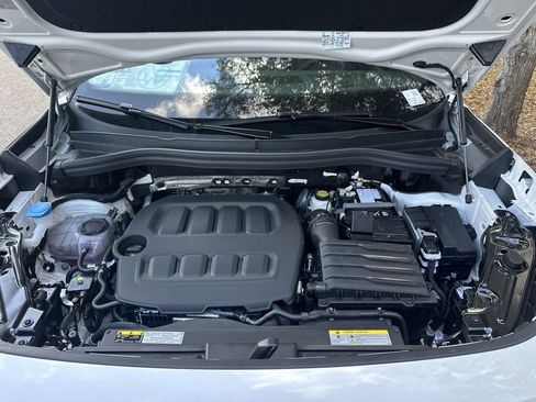 New 2026 Volkswagen Tiguan SEL R-Line image 27
