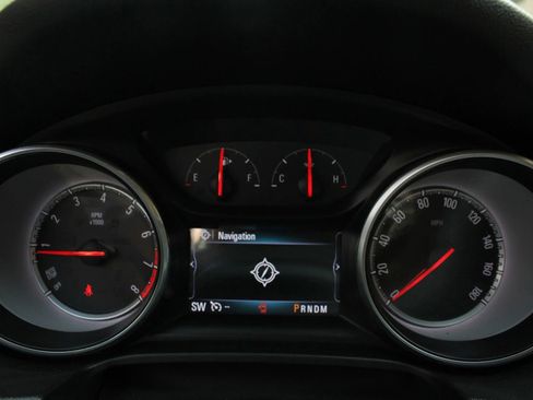 Used 2018 Buick Regal Preferred w/ Sights and Sounds Package FWD image 32