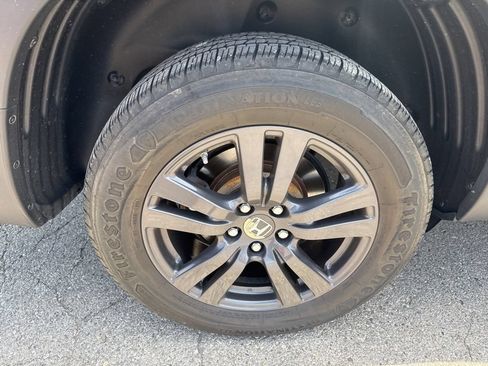 Used 2020 Honda Ridgeline Sport image 12