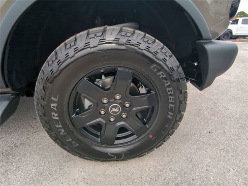 New 2025 Ford Bronco Outer Banks image 12
