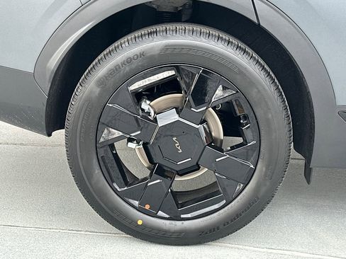 New 2026 Kia Sportage X-Line AWD/4WD image 9
