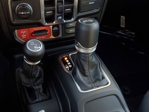 New 2026 Jeep Wrangler Unlimited Sport image 34