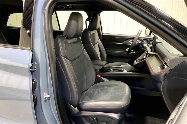Used 2026 Ford Explorer ST w/ Sun And Sound Package AWD/4WD image 7