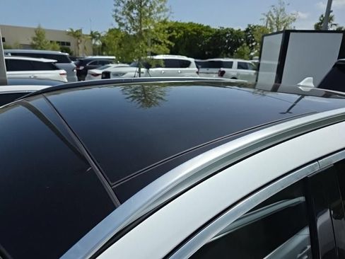 Certified 2022 INFINITI QX50 Luxe FWD image 7
