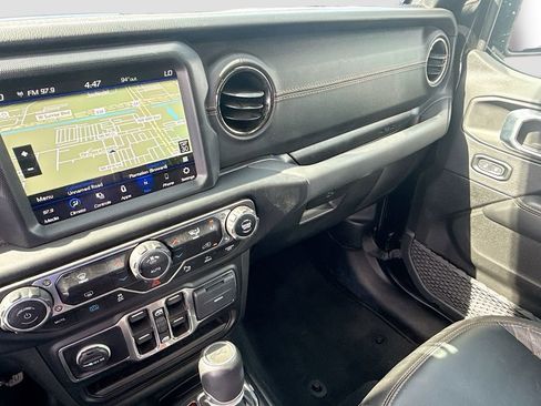 Used 2023 Jeep Wrangler Unlimited Sahara AWD/4WD image 24
