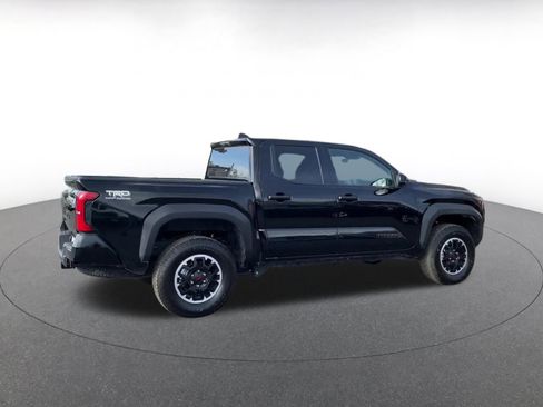 Used 2025 Toyota Tacoma TRD Off-Road image 15