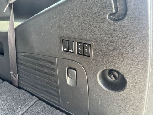 Used 2016 Chevrolet Tahoe LTZ image 10