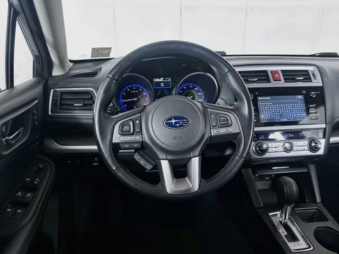 Used 2017 Subaru Legacy 2.5i Limited AWD/4WD image 18