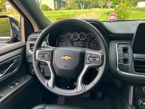 Used 2024 Chevrolet Suburban LS w/ Driver Alert Package RWD image 21