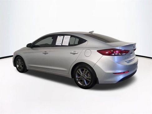 Used 2018 Hyundai Elantra SEL image 7