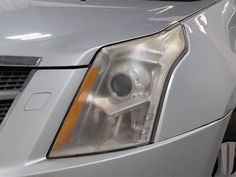 Used 2010 Cadillac SRX Luxury image 11