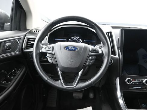 Used 2024 Ford Edge Titanium AWD/4WD image 31