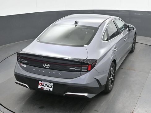 New 2026 Hyundai Sonata Blue FWD image 29