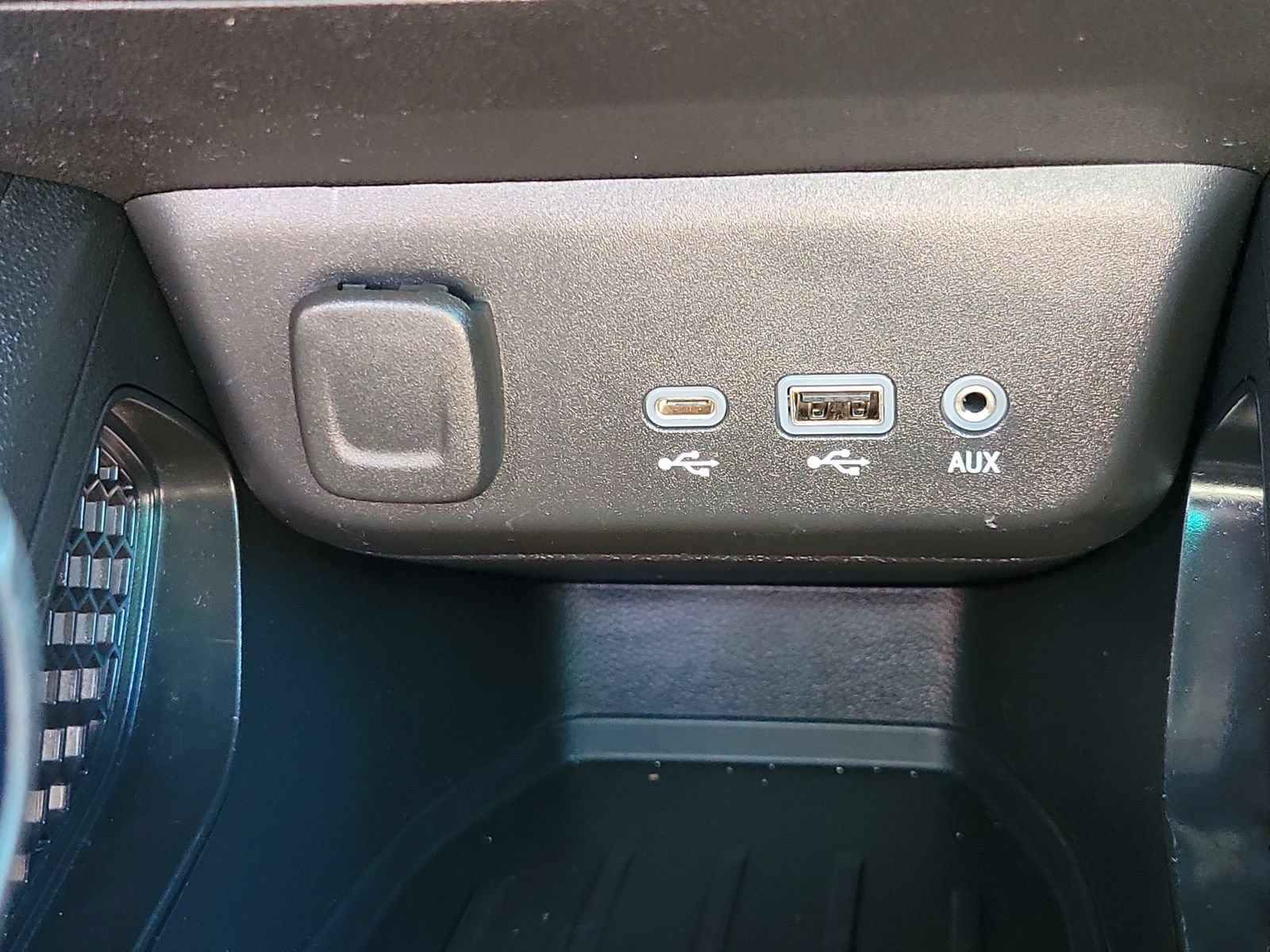 Used 2023 Chevrolet TrailBlazer RS w/ Convenience Package FWD image 21